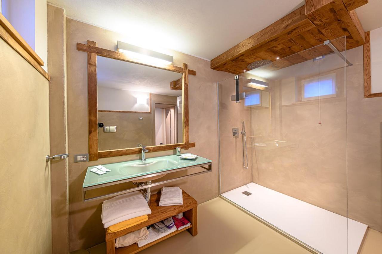אפריקה Hotel Ambrosini מראה חיצוני תמונה